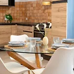 Apartament Maison Center